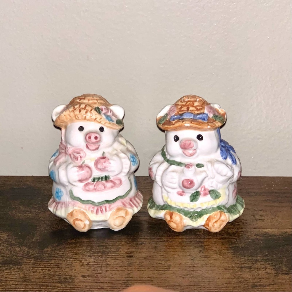 Vintage Piggy Salt & Pepper Shakers